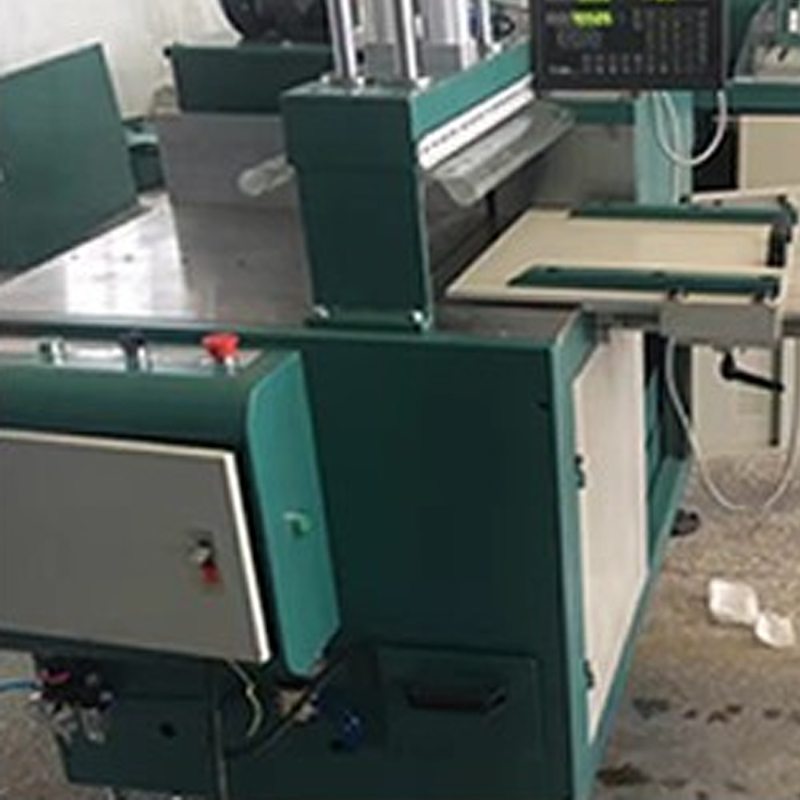 任意角度切鋁機(jī)