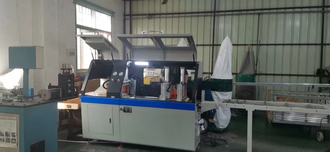 鋁合金精密切割機 鋁合金精密切割機