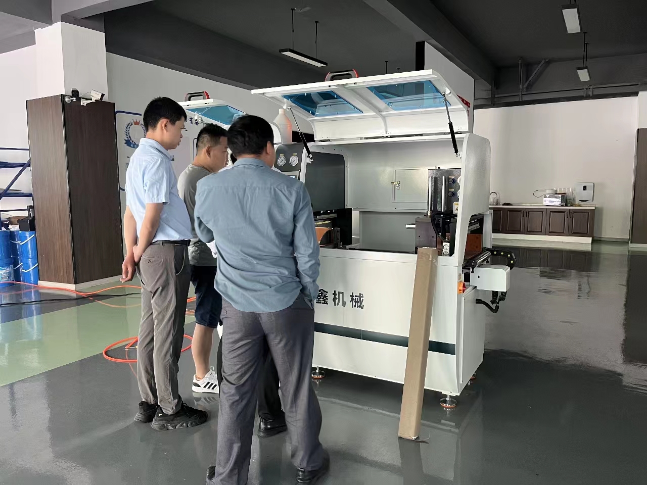 鋁合金切割機(jī) 鋁合金切割機(jī)