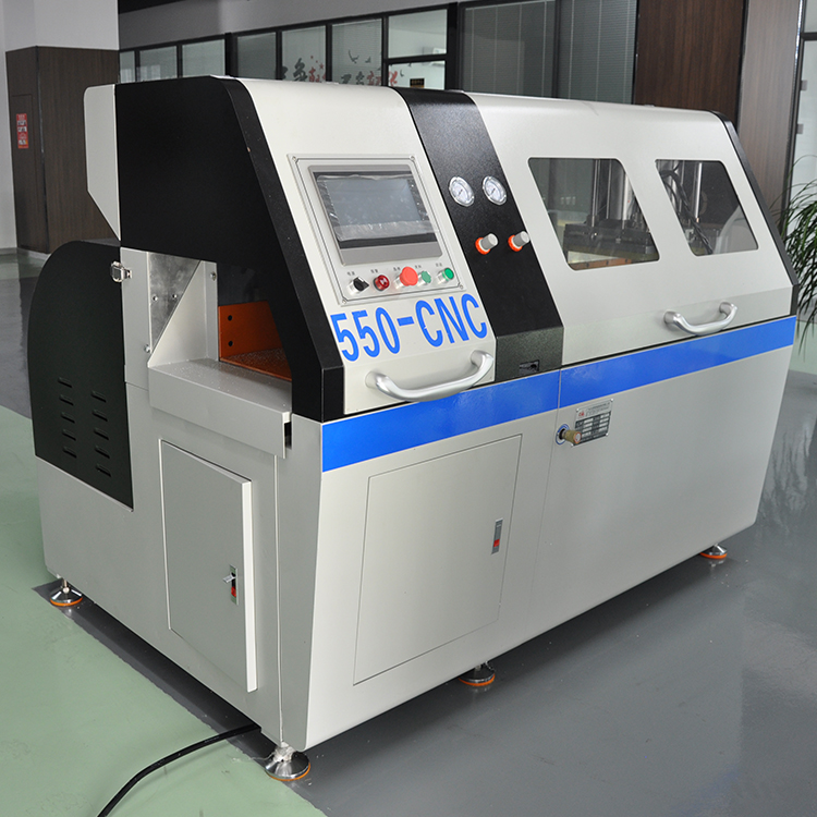 550無尾料分離式全自動切鋁機主圖9 550無尾料分離式全自動切鋁機主圖9