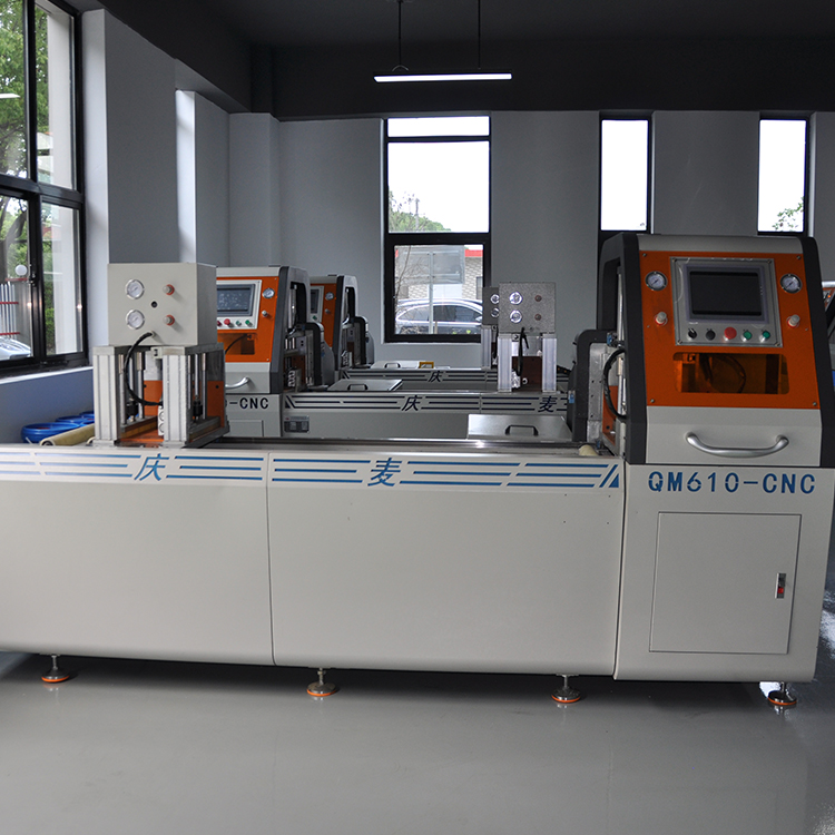 610無尾料分離式全自動切鋁機主圖5