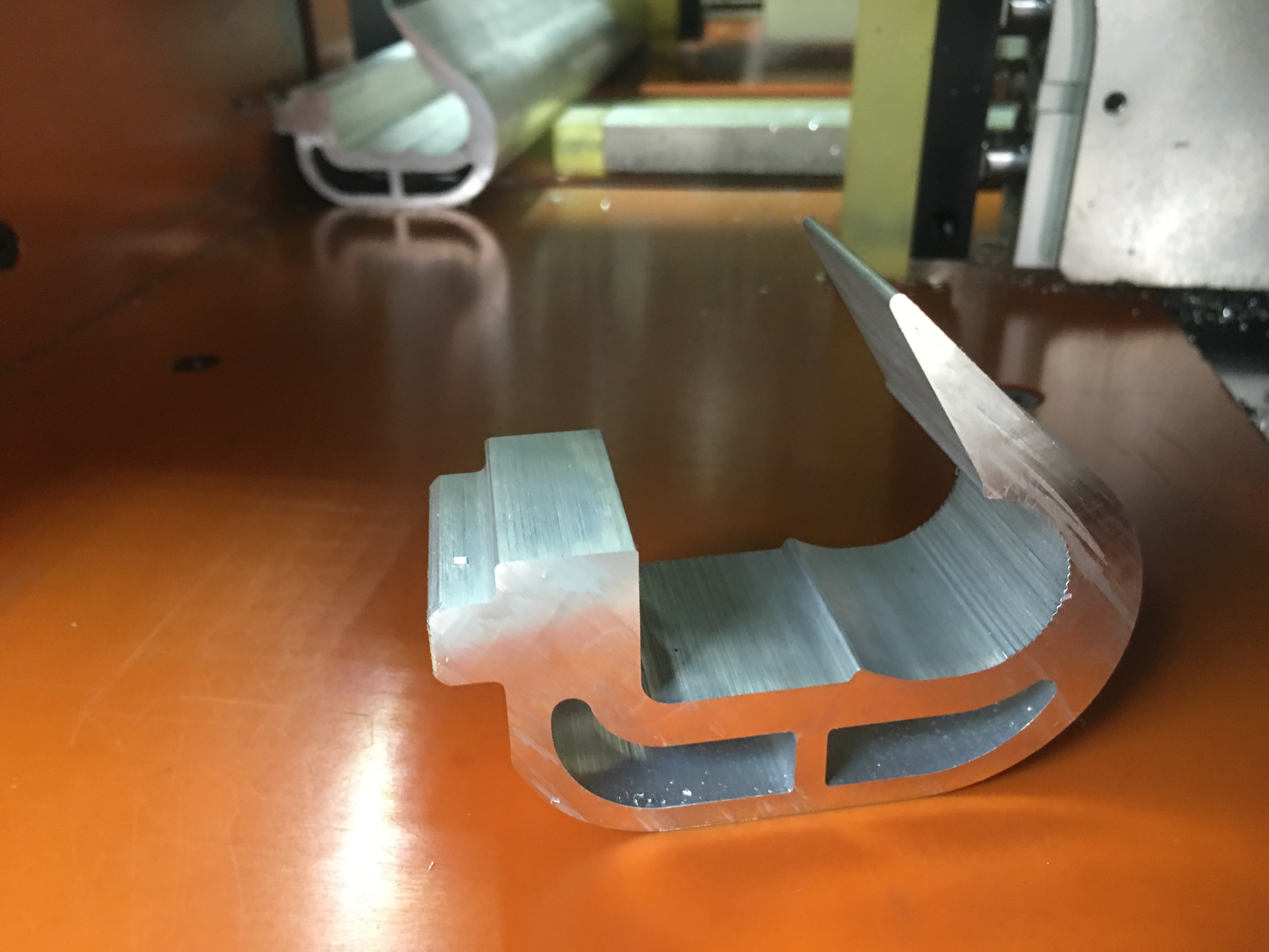 異型材切割機 異型材切割機