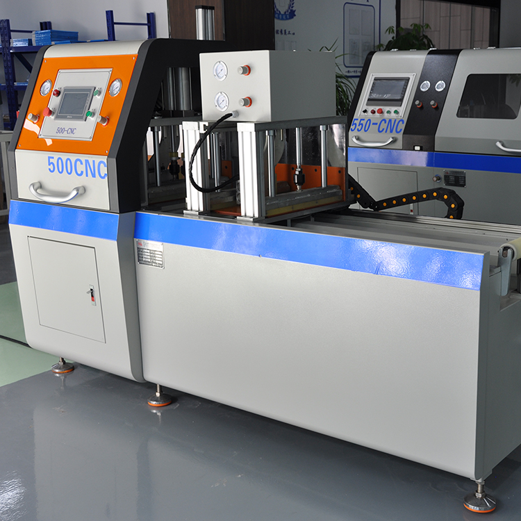 500全自動(dòng)切鋁機(jī)主圖2